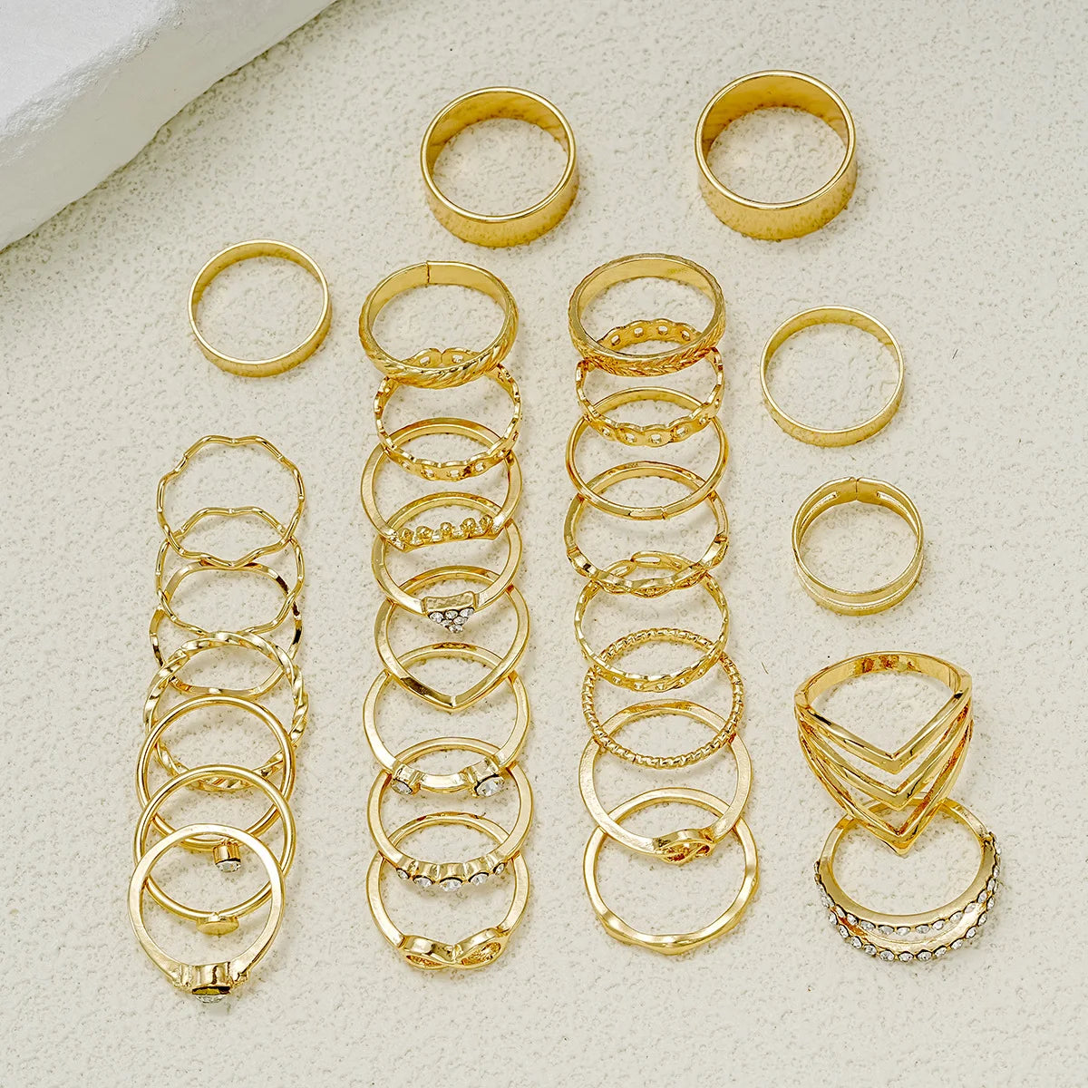 30pcs Elegant Boho Gold Color Rings Set Vintage Design Rhinestone Geometric Finger Ring Trendy Minimalist Jewelry Gifts 2024