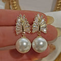 Huitan Fancy Leaf Design Imitation Pearl Dangle Earrings Women Temperament Bride Wedding Earrings Girl Gift New Fashion Jewelry